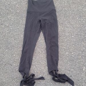 lululemon athletica Black High-Rise Leggings Capres